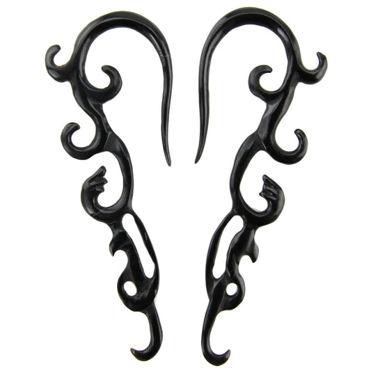 Hand Carved Horn Flame Filigree Ear Gauges - 2.5mm / 10g – Evolatree Jewelry