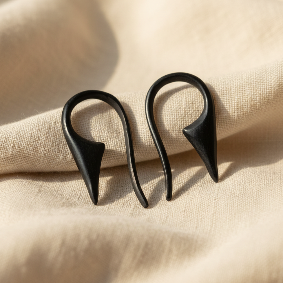 Hand Carved Horn Devil's Tail Ear Gauges - 1.5mm / 14g