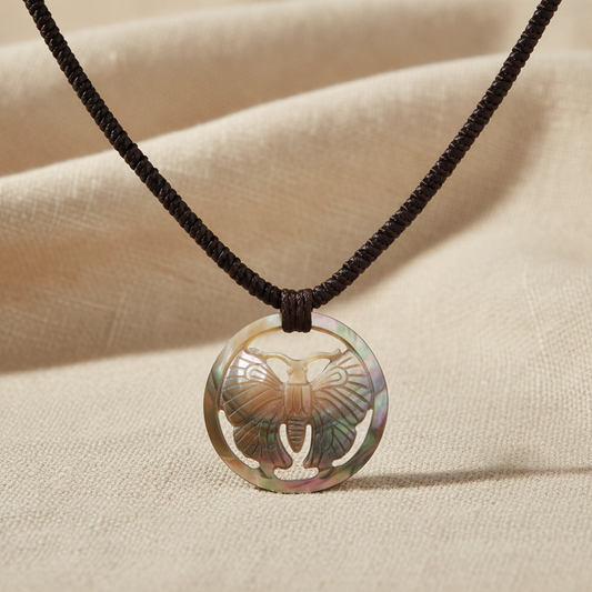 Small Butterfly Crest Shell Pendant Necklace